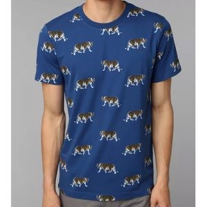 Character Hero Indigo Tiger Tee